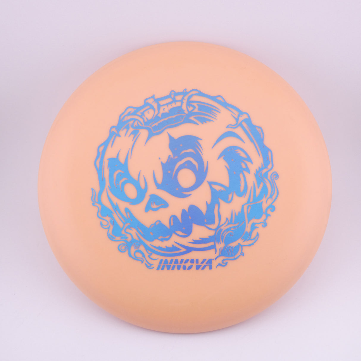Innova Classic Glow Aviar - Halloween Pumpkin Edition 173-175g putt & approach disc disc golf disc