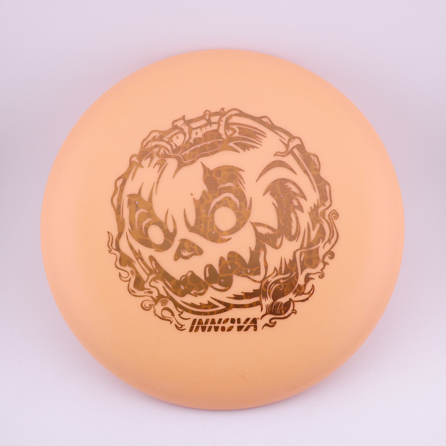 Innova Classic Glow Aviar - Halloween Pumpkin Edition 173-175g putt & approach disc disc golf disc