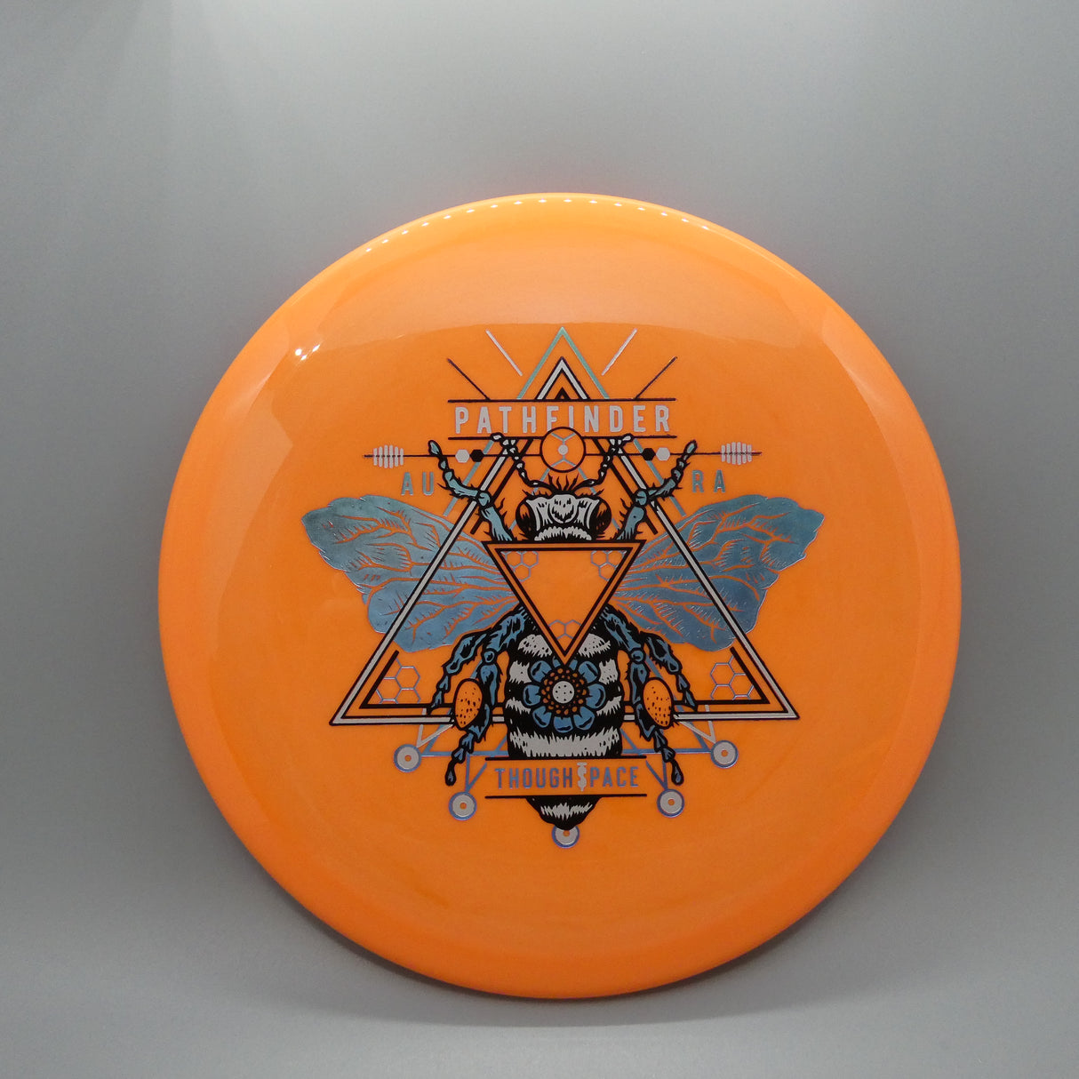 Thought Space Athletics Aura Pathfinder 173-176g stable midrange disc golf disc